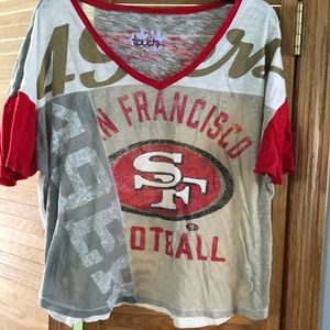 Women’s 49ers T-shirt
